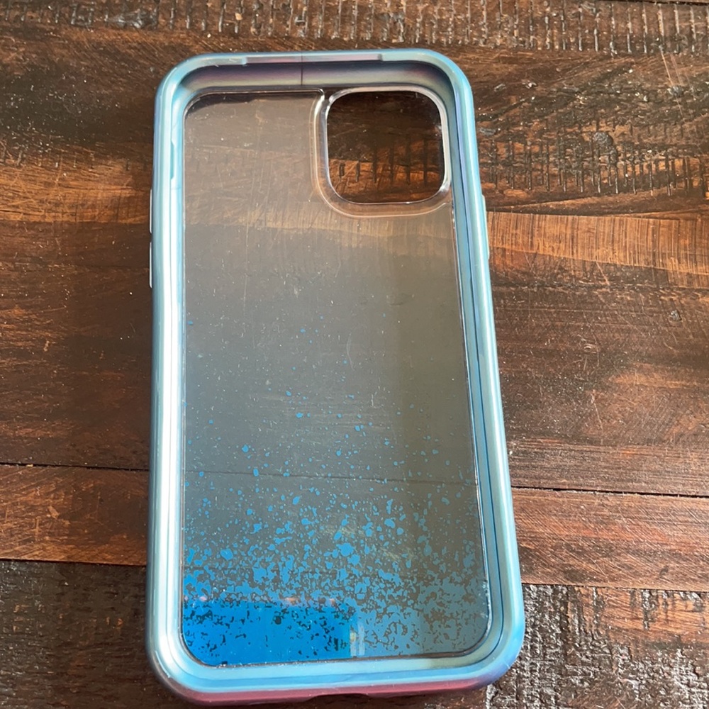 iPhone 11 Pro case - Picture 2 of 3